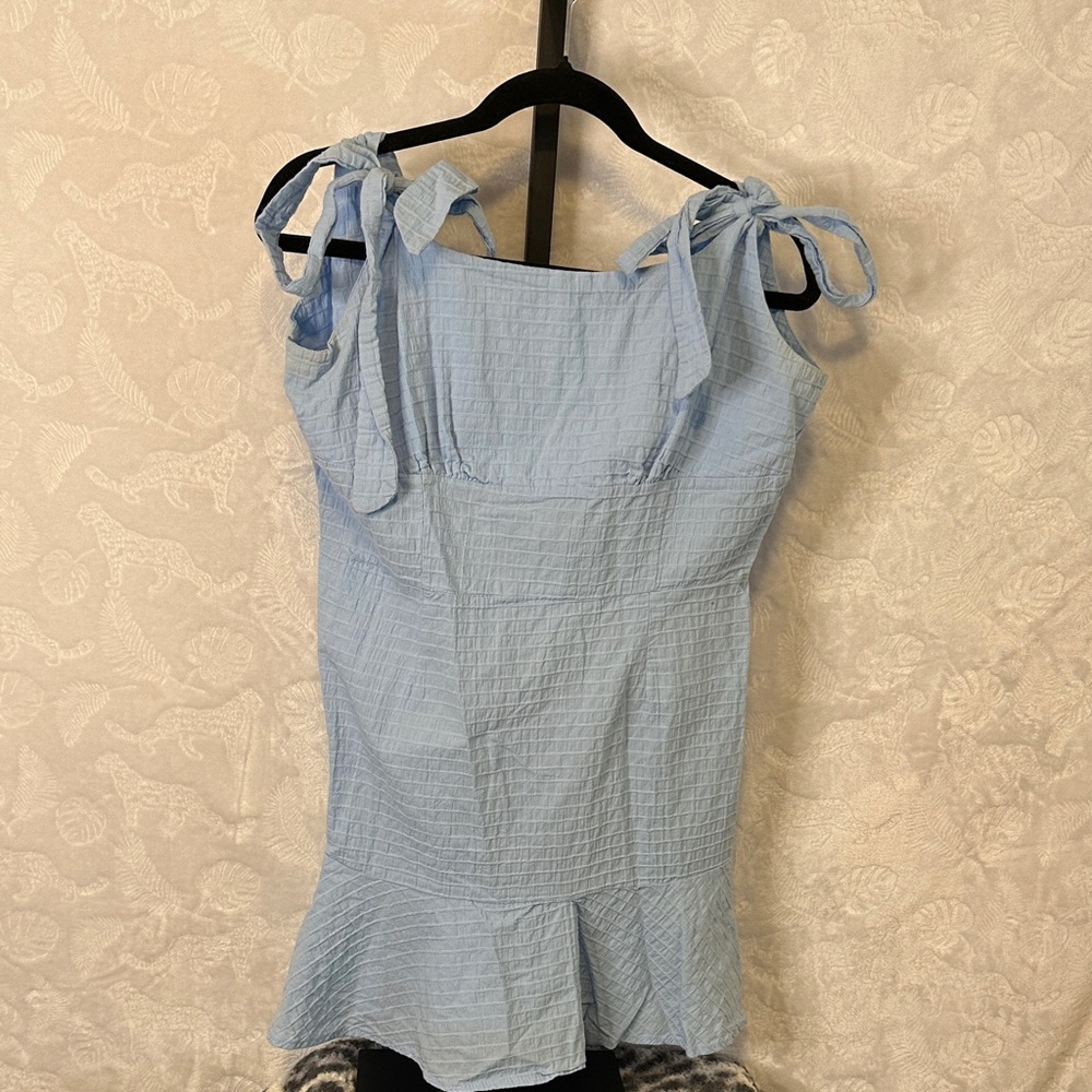 Chic Light Blue Top with Tie Straps